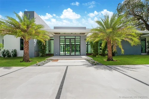 9951 SW 90 ave, Miami FL 33176
