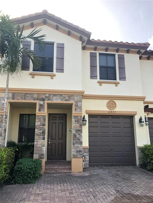 6977 Broadland Way, Coconut Creek FL 33073