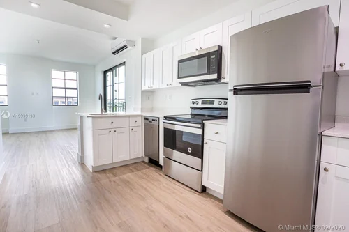 4100 Davie RD # 408, Davie FL 33314