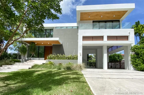 151 Buttonwood Dr, Key Biscayne FL 33149