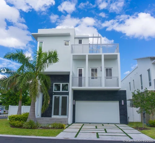 8291 NW 34th St, Doral FL 33122