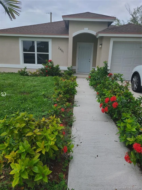 2401 NW 152nd Ter, Miami Gardens FL 33054