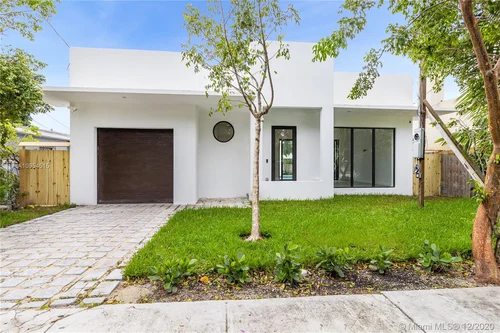 530 NE 68 St, Miami FL 33138