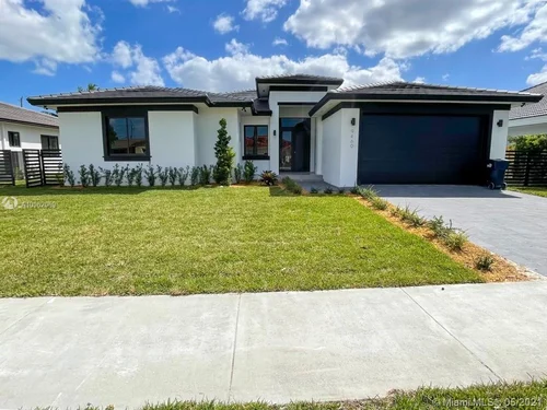 9450 SW 35th St, Miami FL 33165