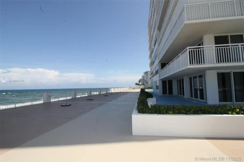 3546 S Ocean Blvd # 515, South Palm Beach FL 33480