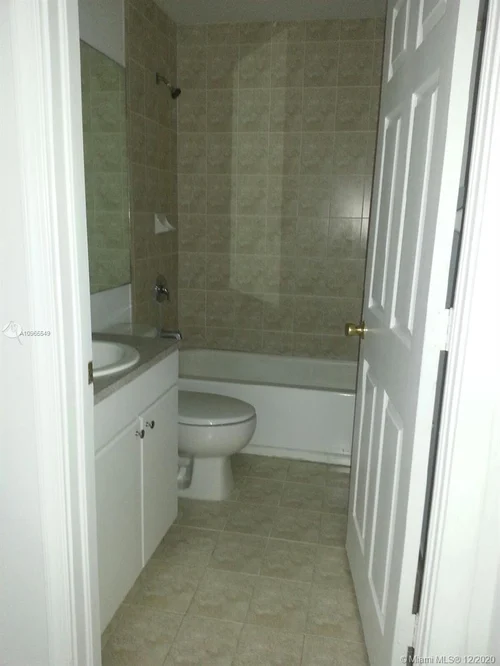 20806 NW 41st Ave Rd, Miami Gardens FL 33055