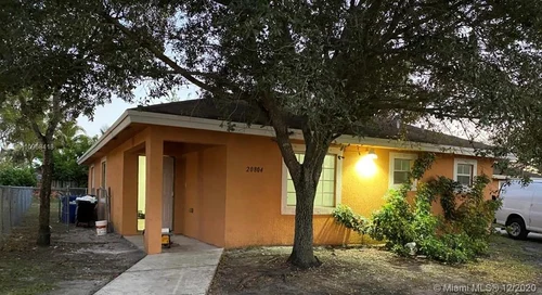 20804 NW 41st Ave Rd, Miami Gardens FL 33055