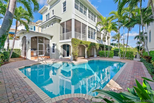 420 Old Towne Ln, Juno Beach FL 33408