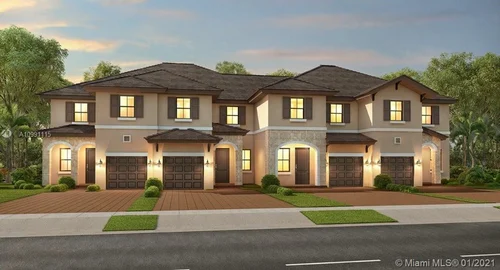 10804 33 LN, Hialeah FL 33018