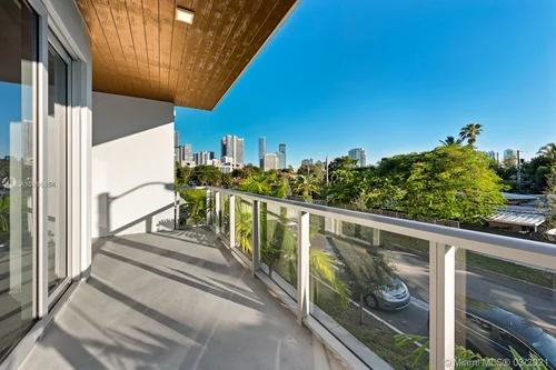 545 SW 11TH STREET # 205, Miami FL 33129