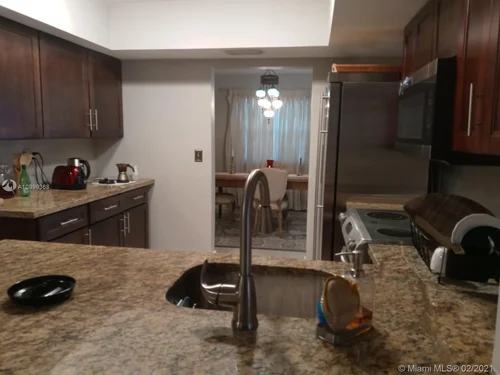 3118 NW 39th St, Lauderdale Lakes FL 33309