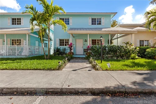 330 NW 19th Ter # 61, Miami FL 33136