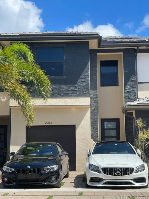 15843 NW 91st Ct # 15843, Miami Lakes FL 33018