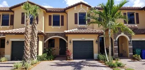 5486 NW 27th St, Margate FL 33063