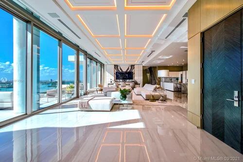 10201 Collins Ave, Bal Harbour FL 33154
