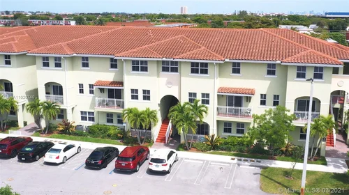 290 NW 109th Ave # 110, Miami FL 33172