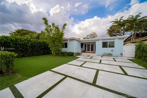 5881 SW 28 St, Miami FL 33155