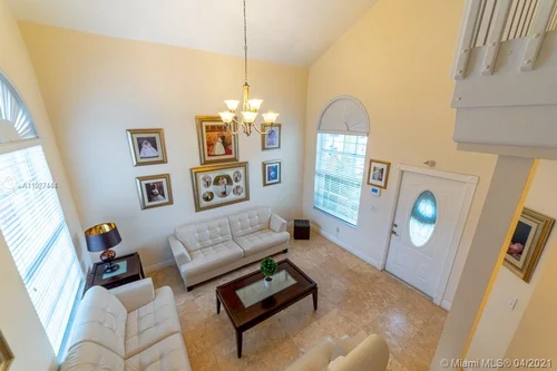 1172 SW 85th Ave, Miami FL 33144