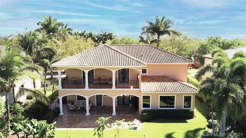 16100 NW 83rd Pl, Miami Lakes FL 33016