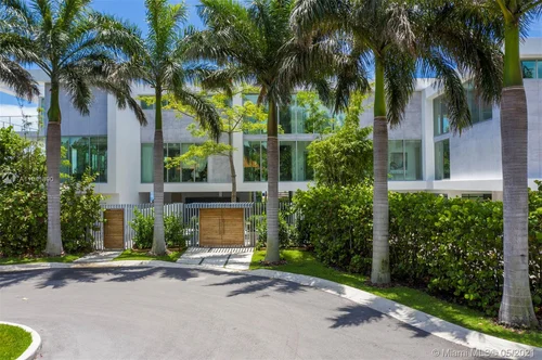 3550 Matheson Ave, Miami FL 33133