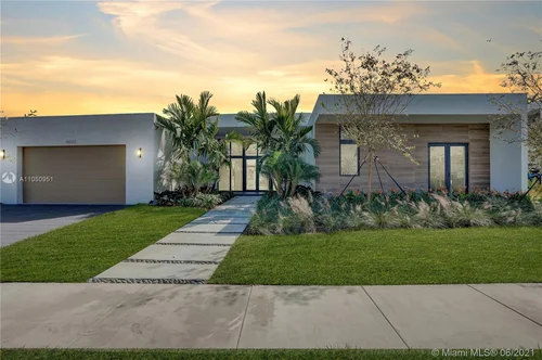 16522 Botaniko Dr S, Weston FL 33326
