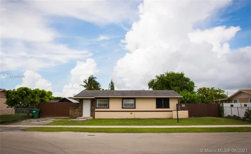 11230 SW 203rd St, Miami FL 33189