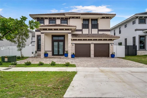 2815 SW 98th Ave, Miami FL 33165
