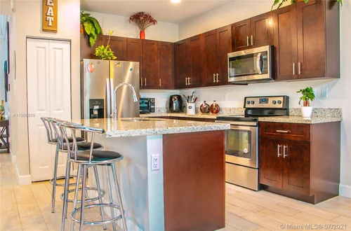 4737 NW 48th Ter, Tamarac FL 33319