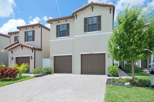 3009 Butternut Ln, Riviera Beach FL 33410