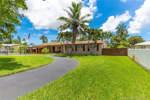 14205 N Miami Ave, Miami FL 33168