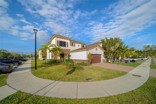3573 W 93rd Pl, Hialeah Gardens FL 33018