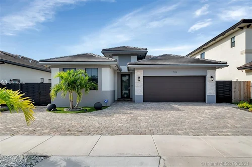 15156 SW 28th St, Miami FL 33185