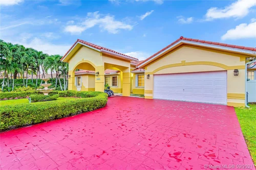 12475 NW 6th St, Miami FL 33182