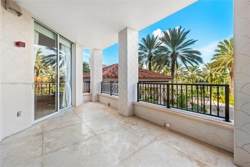 7122 Fisher Island Dr # 7122, Fisher Island FL 33109