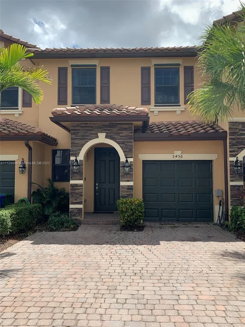 5456 NW 27th Ct, Margate FL 33063