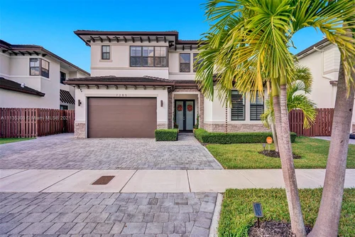 7280 SW 163rd Ave, Miami FL 33193
