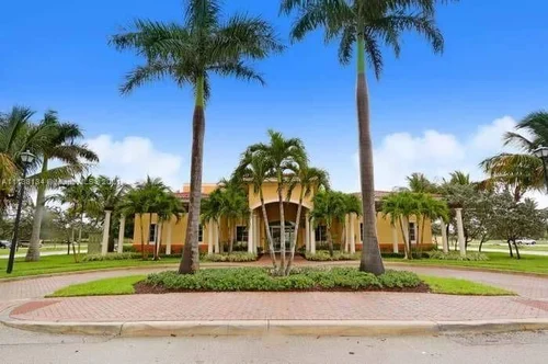 3620 NW 30th Pl # 3620, Lauderdale Lakes FL 33311