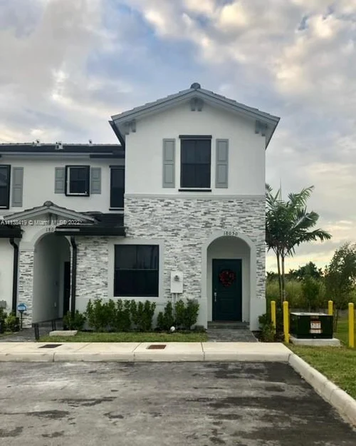 18050 SW 147th Ct, Miami FL 33187