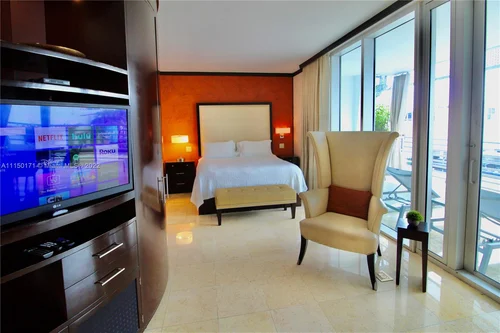1437 Collins Ave # 223, Miami Beach FL 33139
