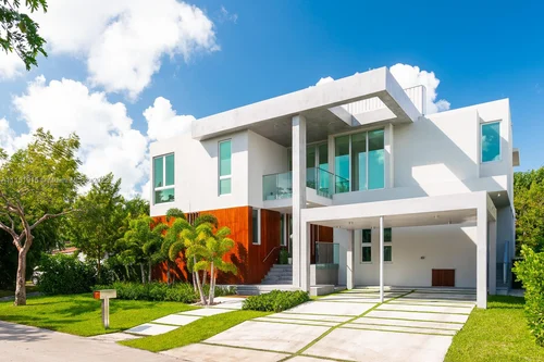 544 Ridgewood Rd, Key Biscayne FL 33149