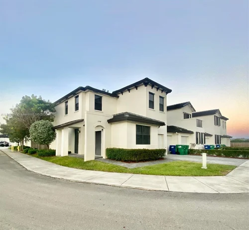 22547 SW 102nd Ave # 22547, Miami FL 33190