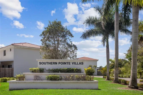 110 SW 3rd Ct, Florida City FL 33034