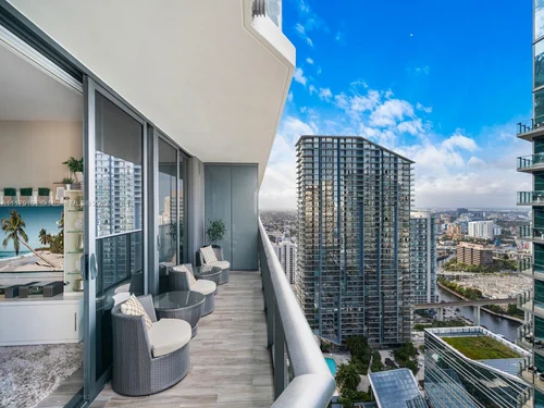 801 S Miami Ave # 3706, Miami FL 33130