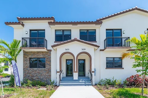 3635 SW 62nd Av # 35, Miramar FL 33023