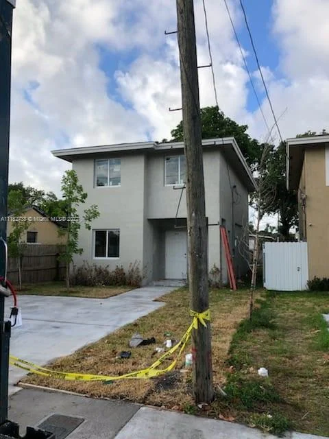 2947 NW 45th St, Miami FL 33142
