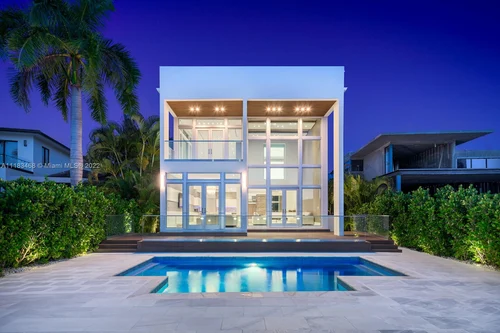 334 S Parkway, Golden Beach FL 33160