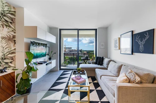 301 Altara Ave # 815, Coral Gables FL 33146
