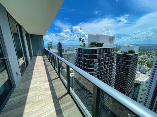 801 S Miami Avenue # 5210, Miami FL 33130