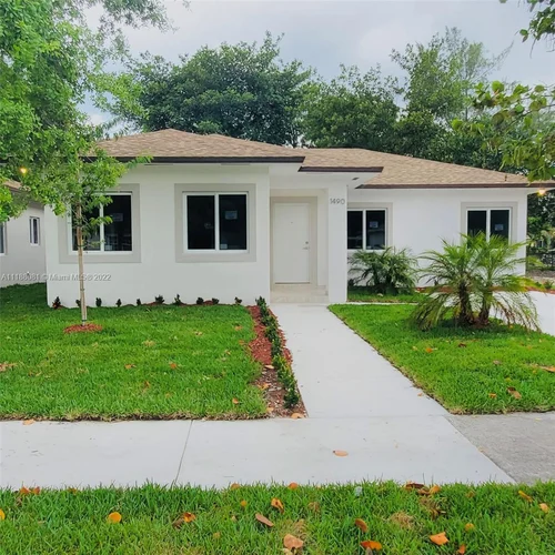 1490 NW 45th St, Miami FL 33142