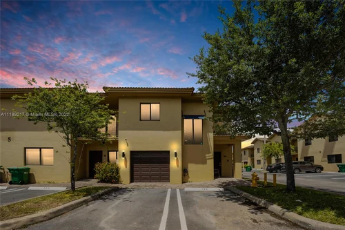 11115 W Okeechobee Rd # 132, Hialeah Gardens FL 33018